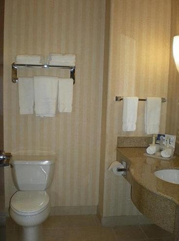 Hotel Holiday Inn Express Delano Highway 99 By Ihg Delano